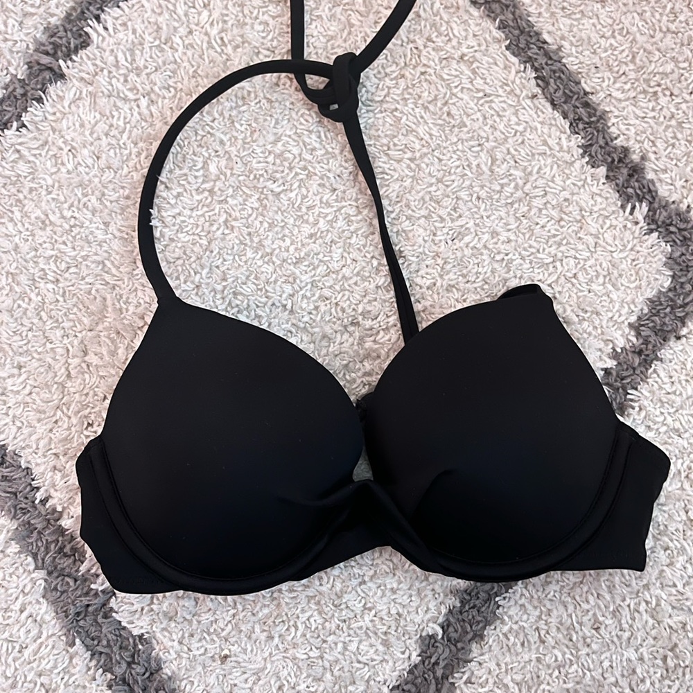 Black bikini top
